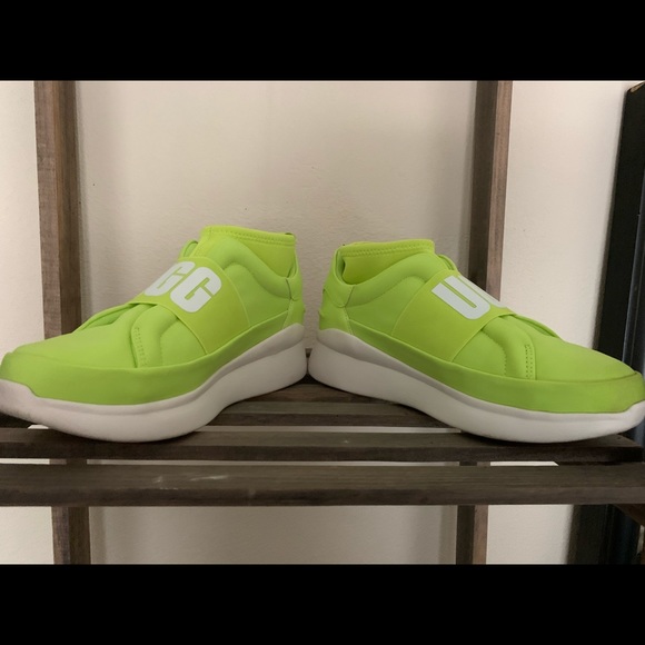 UGG LIME GREEN - Picture 3 of 8